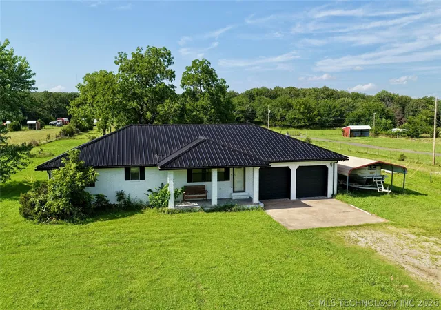 Homes for sale in Porum, OK | 430211 Texanna Rd, Porum, OK 74455 | MLS# 2623713