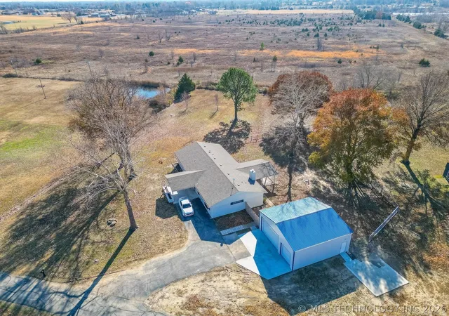 Homes for sale in Okmulgee, OK | 14830 Tyler Rd, Okmulgee, OK 74447 | MLS# 2623862