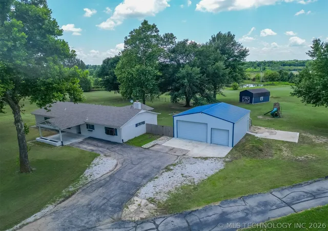 Homes for sale in Okmulgee, OK | 14830 Tyler Rd, Okmulgee, OK 74447 | MLS# 2623862