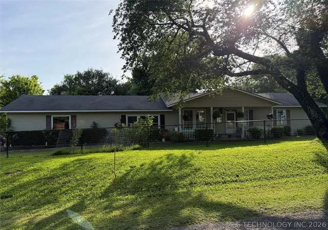 Photo 1 of Single family home for sale at 729 Cavalry St, Fort Gibson, OK 74434 | MLS# 2623866 | Listing updated on 2026-08-26