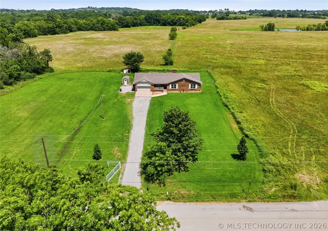 Homes for sale in Coweta, OK | 13185 S 289Th Eastavenue, Coweta, OK 74429 | MLS# 2621840