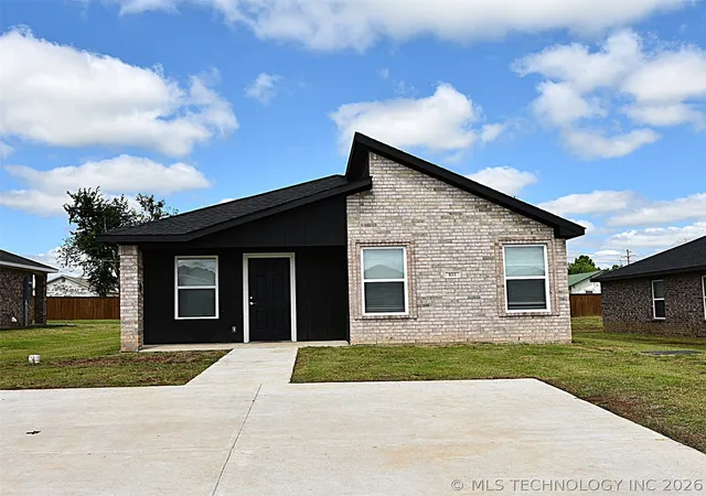 Homes for sale in Seminole, OK | 833 Elm St, Seminole, OK 74868 | MLS# 2623589