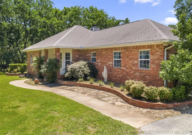 Homes for sale in Lone Grove, OK | 7023 Myall Rd, Lone Grove, OK 73443 | MLS# 2623847