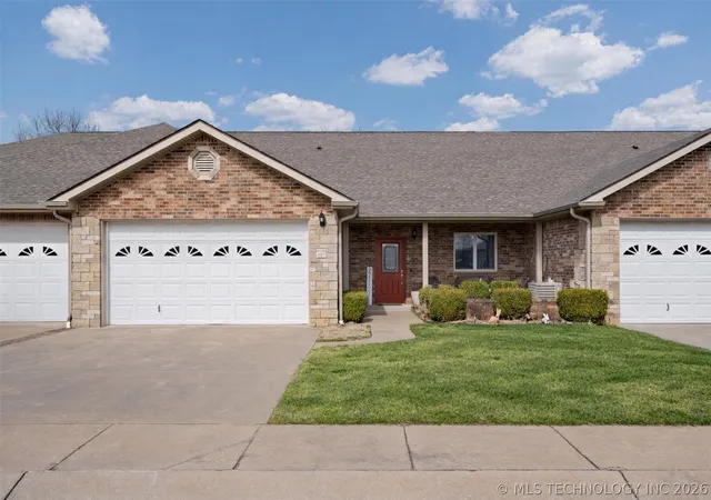 1st image of 607 St Andrews Cir, Grove, OK 74344 | MLS# 2614913