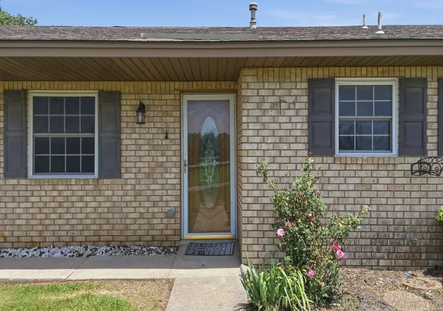 Photo 4 of Single family home for sale at 17608 N 161st Eastavenue, Oologah, OK 74053 | MLS# 2623911 | Listing updated on 2026-07-27