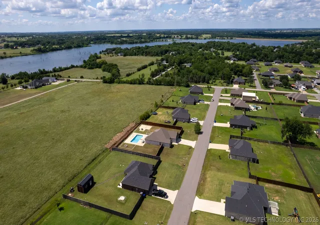 33rd image of 571 Lake Meadow Loop, Durant, OK 74701 | MLS# 2622325