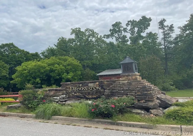 Homes for sale in Sand Springs, OK | 3644 Cliff Dr, Sand Springs, OK 74063 | MLS# 2623938