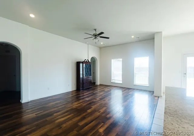 Photo 4 of Single family home for sale at 13672 S 91st Eastavenue, Bixby, OK 74008 | MLS# 2623802 | Listing updated on 2026-08-20