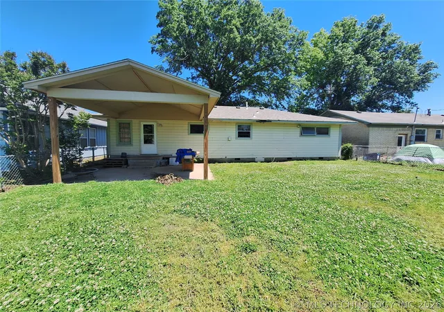 Homes for sale in Claremore, OK | 913 N Oklahoma Ave, Claremore, OK 74017 | MLS# 2623974