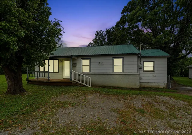 Homes for sale in Claremore, OK | 611 S Maryland Ave, Claremore, OK 74017 | MLS# 2623977