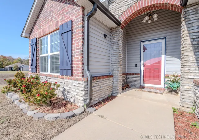 Homes for sale in Bixby, OK | 5811 E 146th Pl S, Bixby, OK 74008 | MLS# 2623971