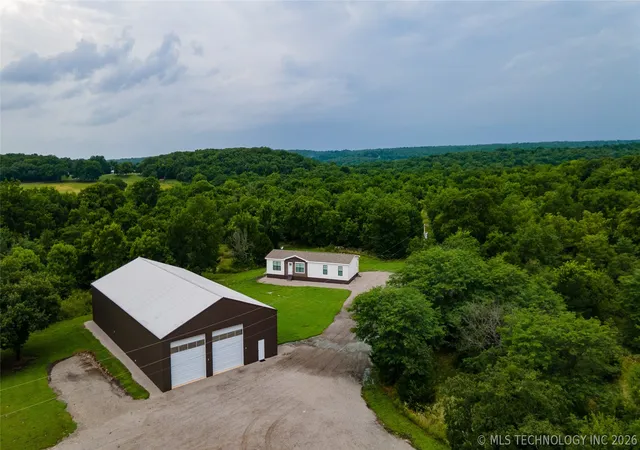 Homes for sale in Hulbert, OK | 4200 W 730 Rd, Hulbert, OK 74441 | MLS# 2624015