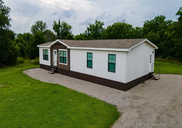 Homes for sale in Hulbert, OK | 4200 W 730 Rd, Hulbert, OK 74441 | MLS# 2624015