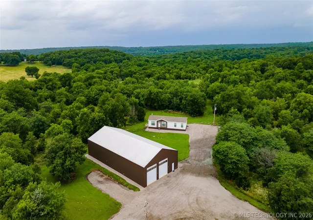 Homes for sale in Hulbert, OK | 4200 W 730 Rd, Hulbert, OK 74441 | MLS# 2624015