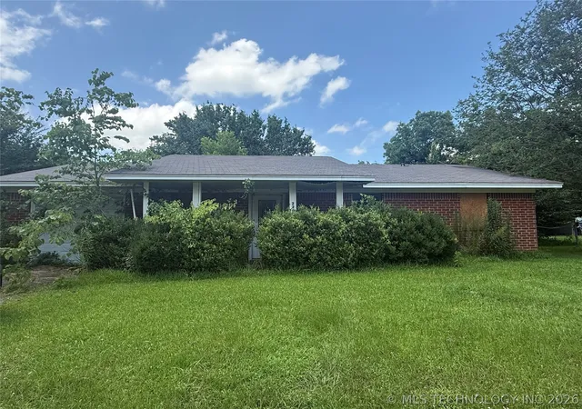 Photo 1 of Sale Pending at 2203 Oak St, Idabel, OK 74745 | MLS# 2623868 | Listing updated on 2026-08-24
