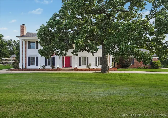 Photo 3 of Sale Pending at 1250 Easy St, Claremore, OK 74017 | MLS# 2623994 | Listing updated on 2026-08-27