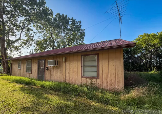 Homes for sale in Tamaha, OK | 607 Ne Bluff, Tamaha, OK 74462 | MLS# 2624035