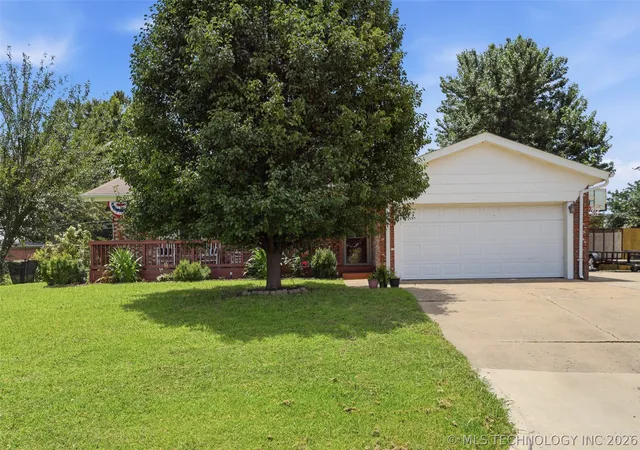 2nd image of 122 Sooner Dr N, Stroud, OK 74079 | MLS# 2624042