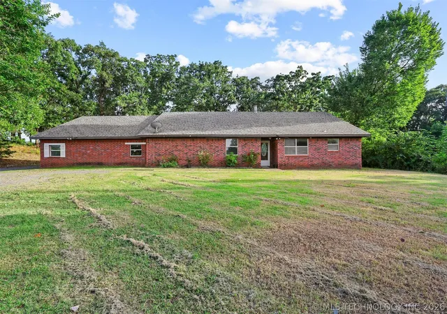 1st image of 1901 N 1st, Durant, OK 74701 | MLS# 2623985