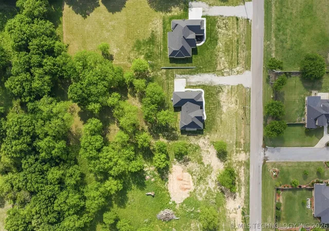 47th image of 225 Gateway, Ardmore, OK 73401 | MLS# 2623945