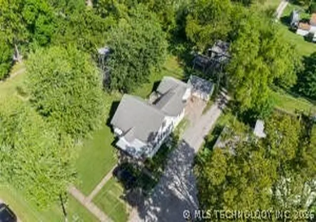 Homes for sale in Vinita, OK | 320 W Tahlequah, Vinita, OK 74301 | MLS# 2622918