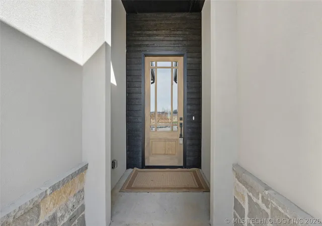 Photo 2 of Sale Pending at 9613 E 119th Court S, Bixby, OK 74008 | MLS# 2624077 | Listing updated on 2026-08-20