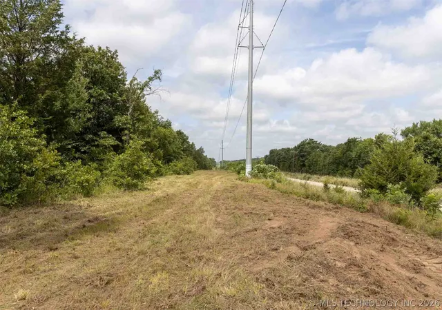 3rd image of 15 E 1180 Rd, Okemah, OK 74859 | MLS# 2623836