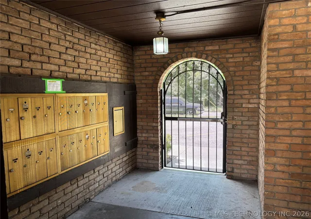 2nd image of 1313 E 48th St #4, Tulsa, OK 74105 | MLS# 2624122