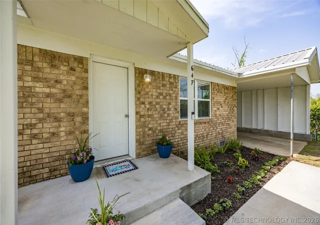 Photo 3 of Single family home for sale at 647 Sawmill Rd, Durant, OK 74701 | MLS# 2624064 | Listing updated on 2026-08-20