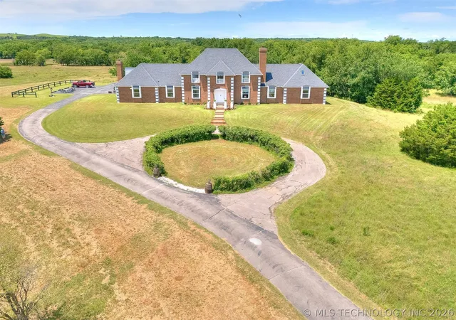 Photo 1 of Mansion for sale at 397960 W 4000 Road, Skiatook, OK 74070 | MLS# 2623277 | Listing updated on 2026-08-20