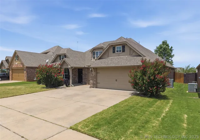 Homes for sale in Tulsa, OK | 17511 E 43rd St, Tulsa, OK 74134 | MLS# 2624177