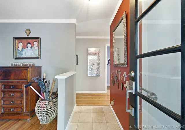 Photo 4 of Sale Pending at 5643 S Yorktown Pl, Tulsa, OK 74105 | MLS# 2623902 | Listing updated on 2026-09-26