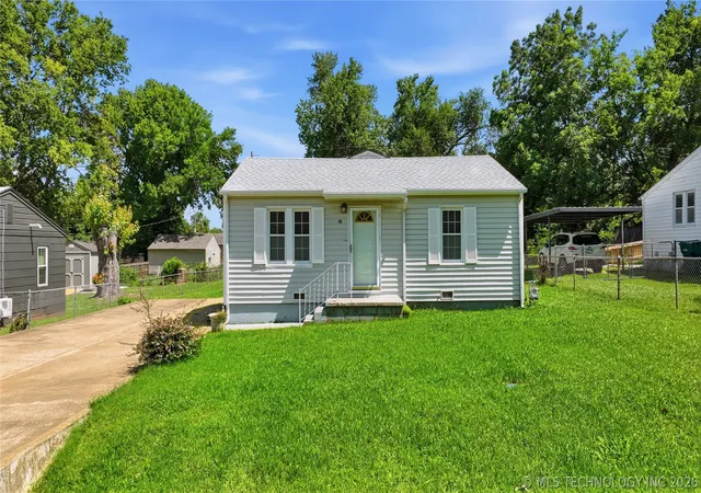 Homes for sale in Sand Springs, OK | 315 W 40th St, Sand Springs, OK 74063 | MLS# 2624167