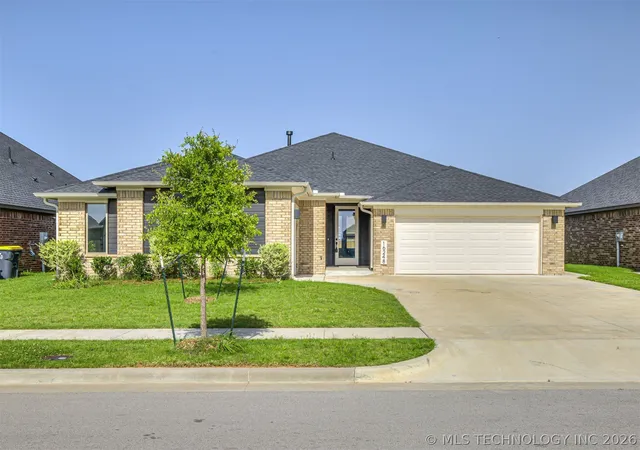 2nd image of 16248 S 89th Eastavenue, Bixby, OK 74008 | MLS# 2621347