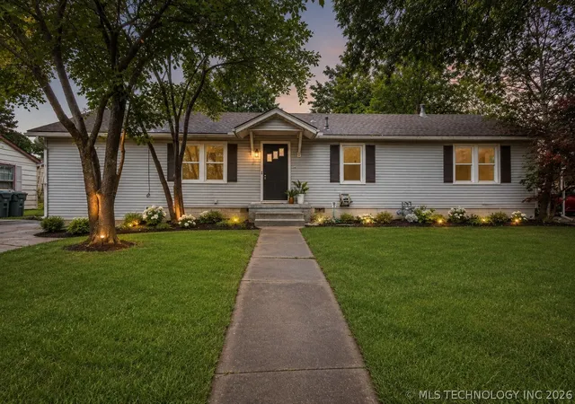 Homes for sale in Claremore, OK | 726 N Florence Ave, Claremore, OK 74017 | MLS# 2624114