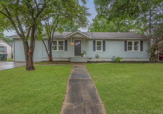 Homes for sale in Claremore, OK | 726 N Florence Ave, Claremore, OK 74017 | MLS# 2624114