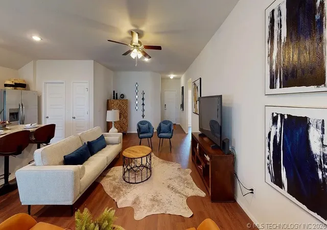 Photo 3 of Sale Pending at 27917 E 118th Place S, Coweta, OK 74429 | MLS# 2624227 | Listing updated on 2026-08-20