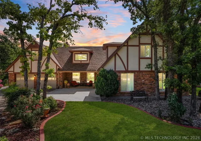 Photo 1 of Single family home for sale at 2520 Mountain Rd, Bartlesville, OK 74003 | MLS# 2622141 | Listing updated on 2026-09-01