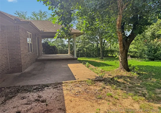 5th image of 1211 W 1St St, Tahlequah, OK 74464 | MLS# 2624297