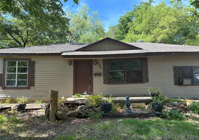 1st image of 422 Ash St, Ardmore, OK 73401 | MLS# 2624302