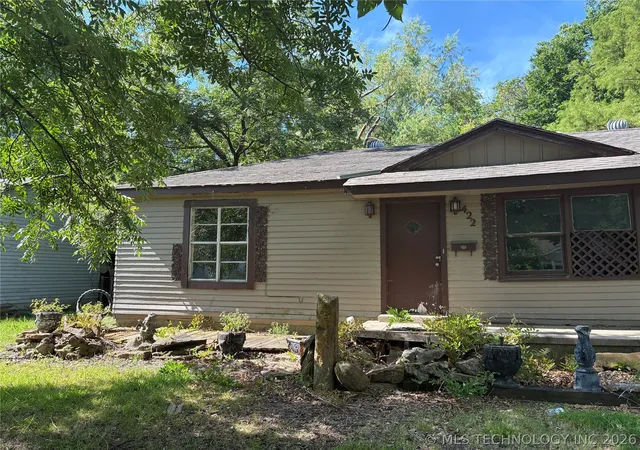 2nd image of 422 Ash St, Ardmore, OK 73401 | MLS# 2624302