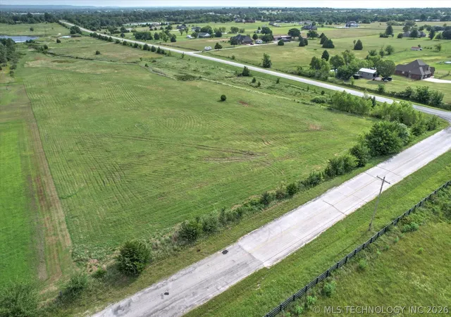 Photo 4 of Sale Pending at 10 N 52nd Westavenue, Sperry, OK 74073 | MLS# 2624216 | Listing updated on 2026-08-27