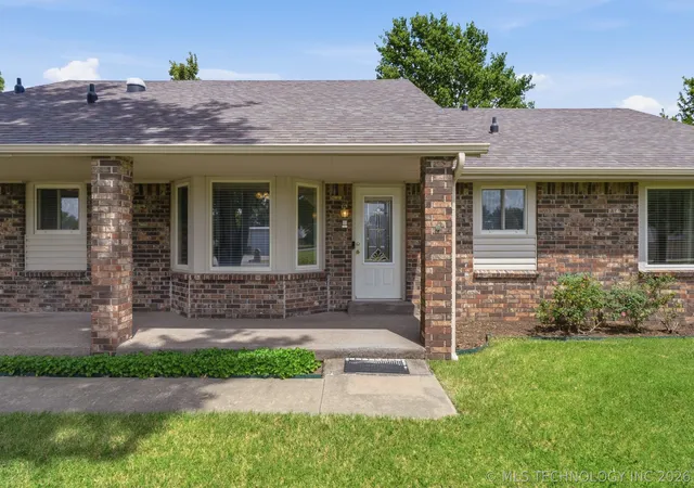 Homes for sale in Owasso, OK | 8261 N 162Nd Eastavenue, Owasso, OK 74055 | MLS# 2623819