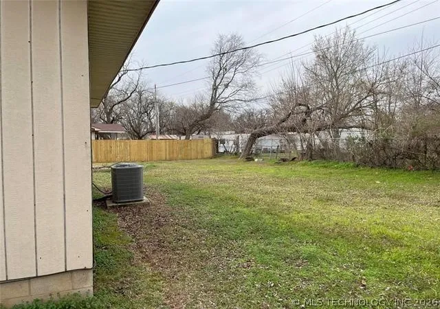 4th image of 407 Denison St, Cartwright, OK 74731 | MLS# 2624367
