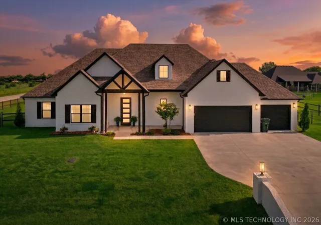 Homes for sale in Collinsville, OK | 7103 E 139Th St, Collinsville, OK 74021 | MLS# 2624315