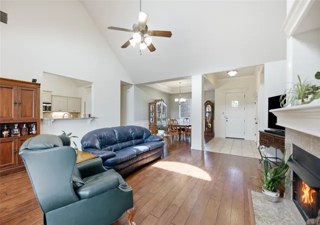 Photo 4 of Single family home for sale at 1012 Terri Dr, Bartlesville, OK 74006 | MLS# 2624288 | Listing updated on 2026-08-28