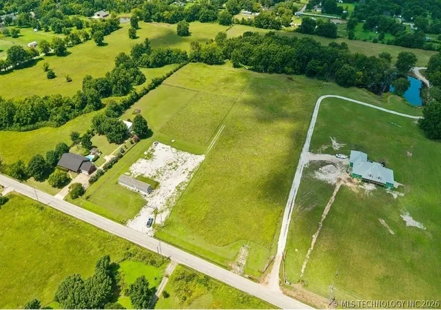 Homes for sale in Catoosa, OK | 1790 S 273rd East Ave, Catoosa, OK 74015 | MLS# 2602619