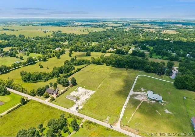 Homes for sale in Catoosa, OK | 1790 S 273Rd East Ave, Catoosa, OK 74015 | MLS# 2602619