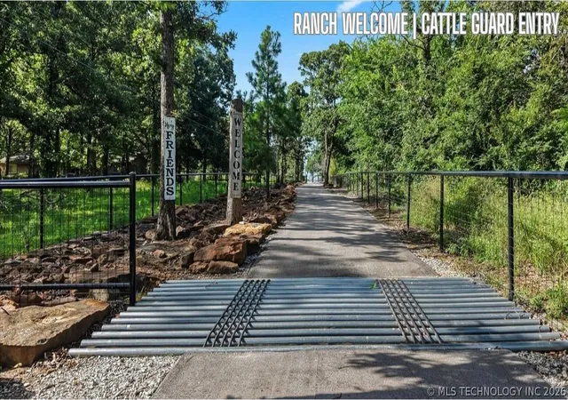 Photo 4 of Single family home for sale at 14380 Creager Rd, Mounds, OK 74047 | MLS# 2624280 | Listing updated on 2026-07-09