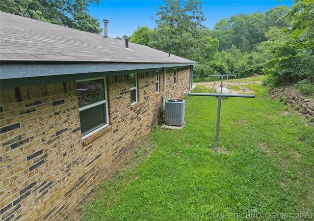 5th image of 469518 E 899 Rd, Stilwell, OK 74960 | MLS# 2624387